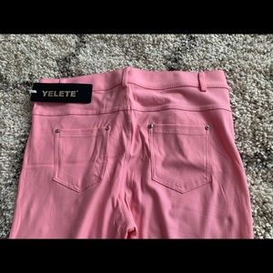 NWT light pink capris